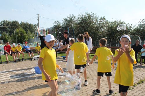 Праздник любви и семейного тепла прошёл в приюте «Забота»
