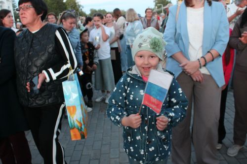 В Алексеевском отметили День государственного флага и чествовали таланты