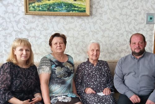 Жительнице Алексеевского района Александре Черновой исполнилось 90 лет
