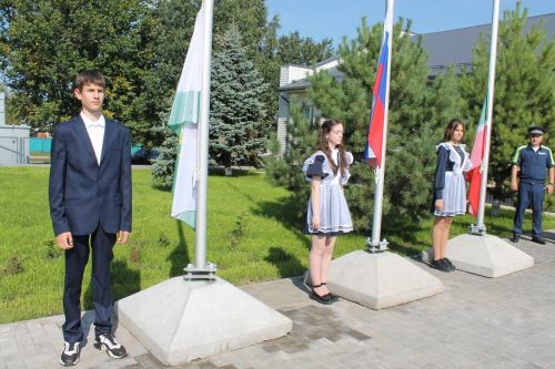 В Алексеевском районе открыли обновленную Сахаровскую школу