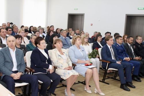 В Алексеевском районе состоялось первое заседание Совета пятого созыва