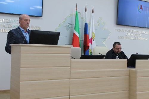В Алексеевском состоялась встреча с трудовыми коллективами сферы ЖКХ и сетевых организаций