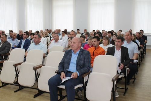 В Алексеевском состоялась встреча с трудовыми коллективами сферы ЖКХ и сетевых организаций