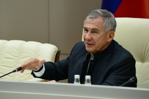 Рустам Минниханов возглавил рейтинг губернаторов по международной активности