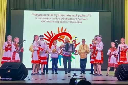 Алексеевский район успешно выступил на фестивале «Без бергә»