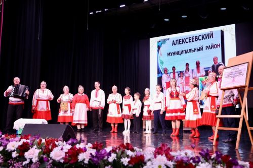 Фестиваль родословной объединил семь семей Алексеевского района
