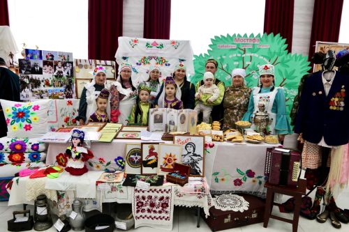 Фестиваль родословной объединил семь семей Алексеевского района