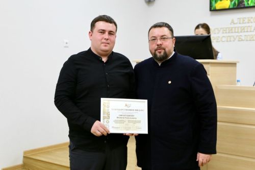 Лучшие из лучших: в Алексеевской ЦРБ наградили отличившихся сотрудников