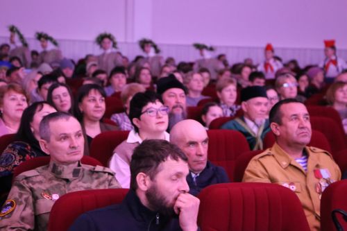 Патриотический концерт объединил культуры Алексеевского района