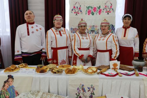Патриотический концерт объединил культуры Алексеевского района