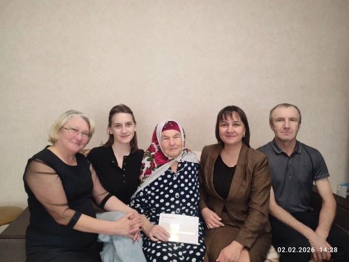 95 лет мудрости и труда: история и поздравления Илгамии Хуснеевой из Алексеевского