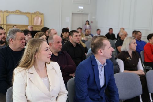 Лучших работников ЖКХ отметили в Алексеевском районе