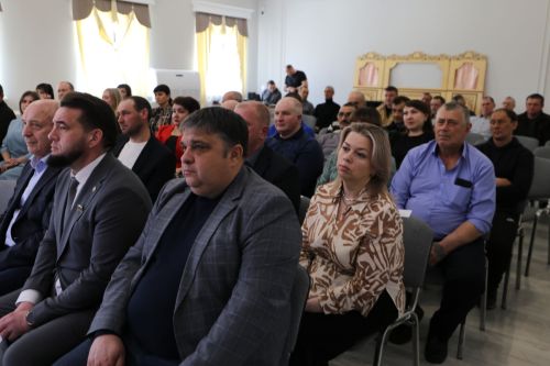 Лучших работников ЖКХ отметили в Алексеевском районе