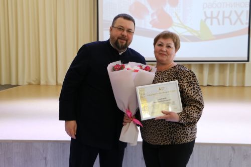 Лучших работников ЖКХ отметили в Алексеевском районе