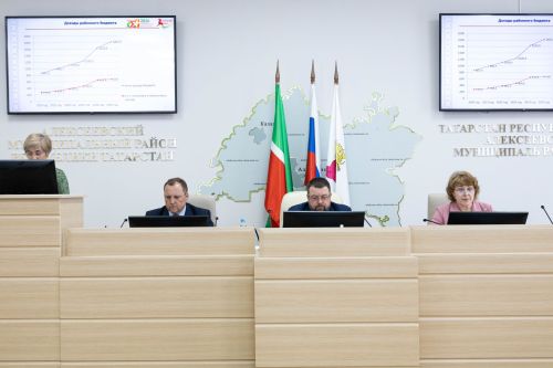 Глава района подвёл итоги заседания Совета: приоритеты остаются неизменными