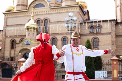 Колокольные перезвоны, ремесла и тысячи гостей: как прошел фестиваль в Алексеевском