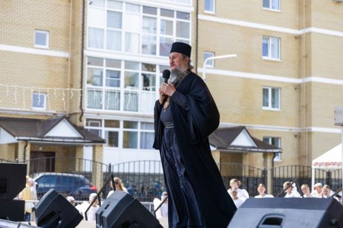 Колокольные перезвоны, ремесла и тысячи гостей: как прошел фестиваль в Алексеевском