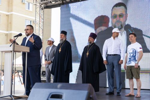 Колокольные перезвоны, ремесла и тысячи гостей: как прошел фестиваль в Алексеевском