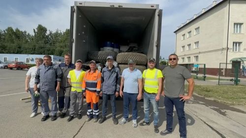 Очередную партию гуманитарного груза подготовил коллектив ООО «Мостовик»