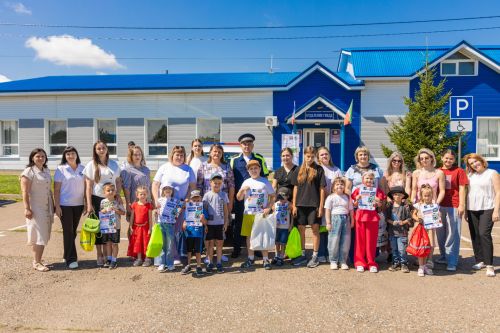 В Алексеевском районе подвели итоги муниципального конкурса рисунков «Хранителям дорог посвящается»