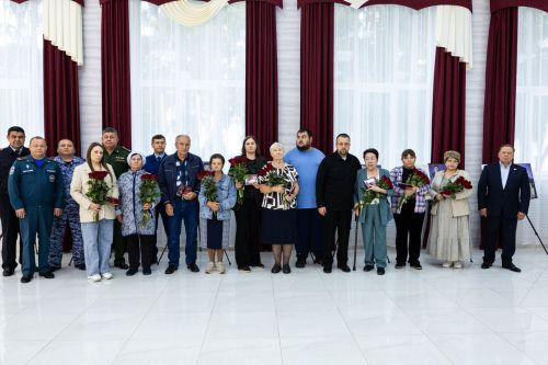 В Алексеевском районе чествовали людей труда