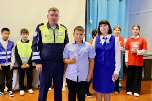 В Алексеевской школе №3 прошло занятие по безопасности дорожного движения