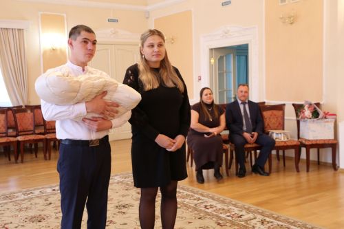 В Алексеевском районе прошла церемония имянаречения 100-го новорожденного
