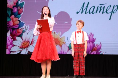 В Алексеевском состоялся праздничный концерт