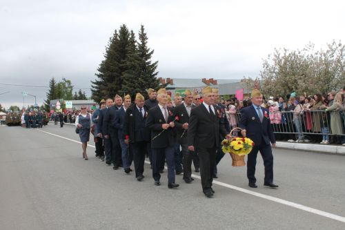 В Алексеевском прошел парад Победы