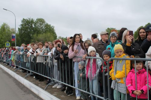 В Алексеевском прошел парад Победы