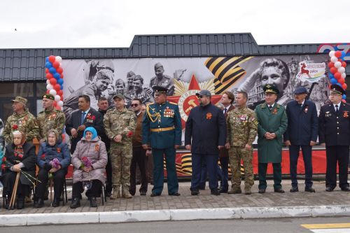 В Алексеевском прошел парад Победы