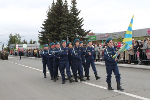 В Алексеевском прошел парад Победы