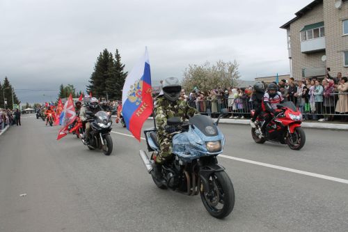 В Алексеевском прошел парад Победы