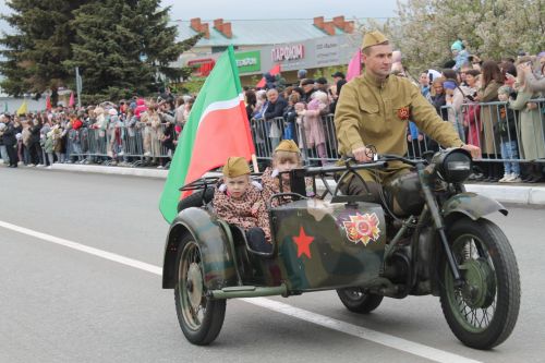В Алексеевском прошел парад Победы
