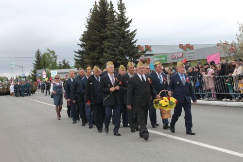 В Алексеевском прошел парад Победы