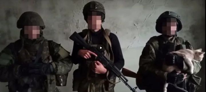 Бойцы батальона «Алга» записали обращение к своим мамам в День матери