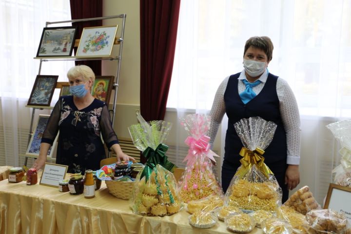 В Алексеевском состоялся торжественный концерт, посвященный Дню учителя