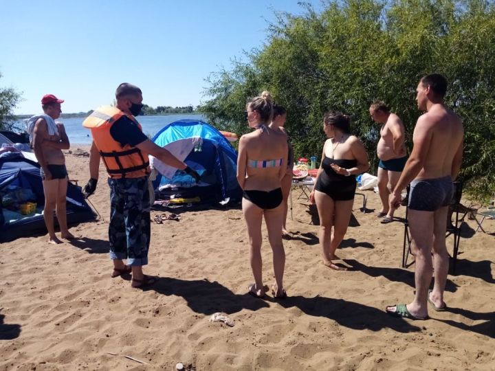 Татарстанцев предупредили о заражении коронавирусом на пляже