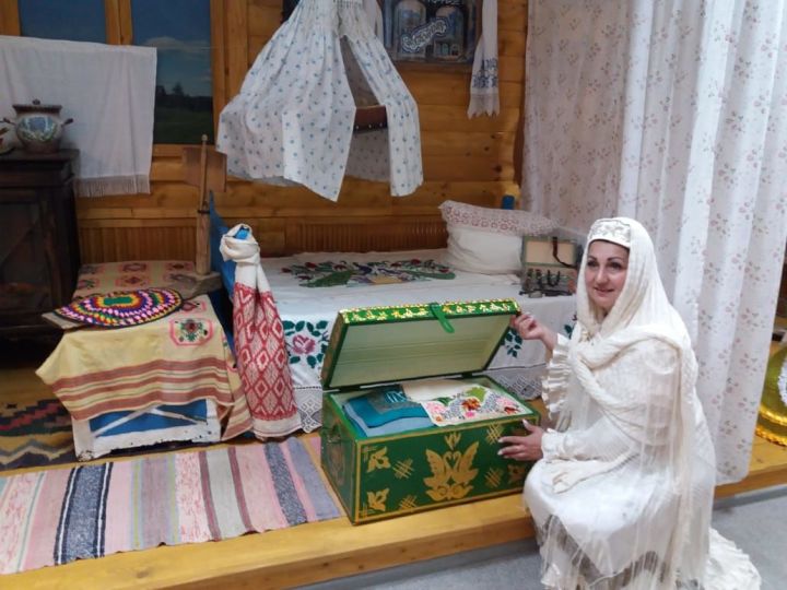 К 100-летию ТАССР: костюм народной артистки хранится в Больших Тиганах