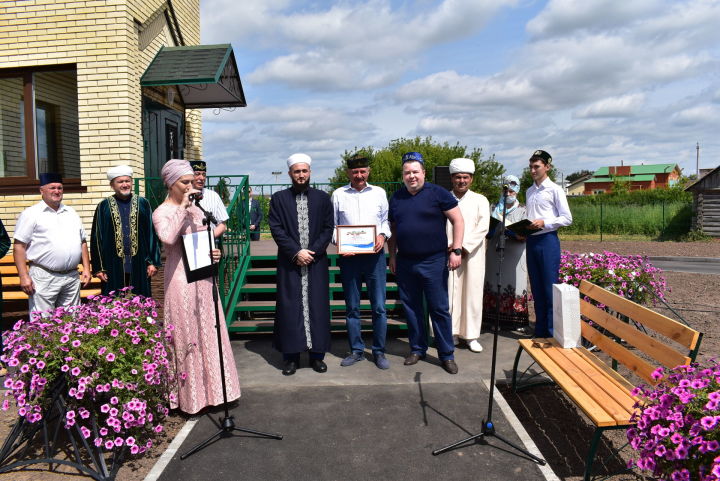 В преддверии светлого праздника в Билярске открыли мечеть