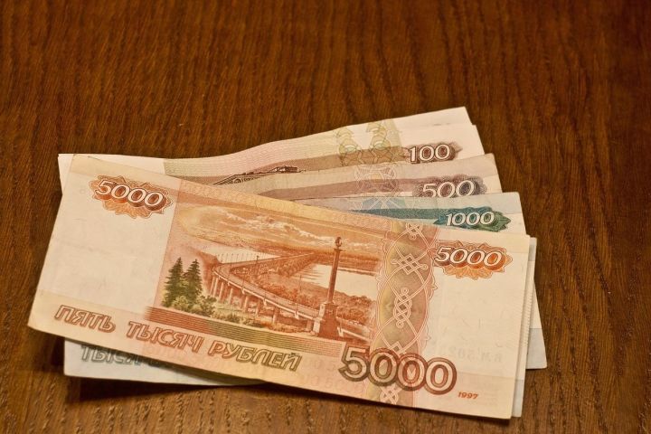 Мишустин утвердил новые 5 тыс.рублей для ряда россиян с 1 сентября