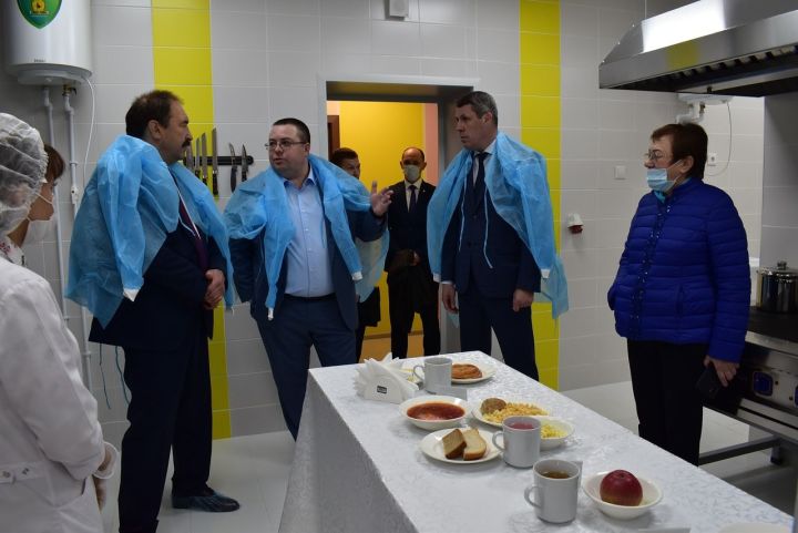 Сегодня Алексеевский район посетил Премьер-министр Республики Татарстан Алексей Песошин