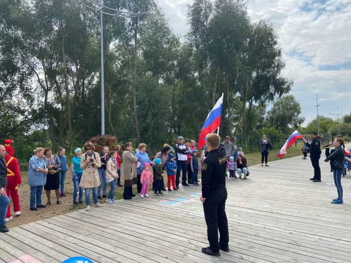 В Алексеевском районе состоялся праздник - День Российского флага