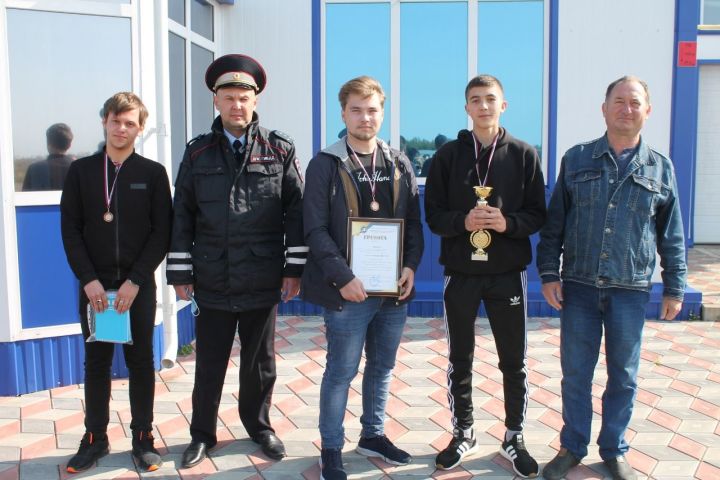 Алексеевские студенты приняли участие в конкурсе автомобилистов «Автосессия-2020»