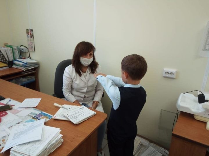 В Алексеевском районе врачи ДРКБ МЗ РТ провели приём пациентов