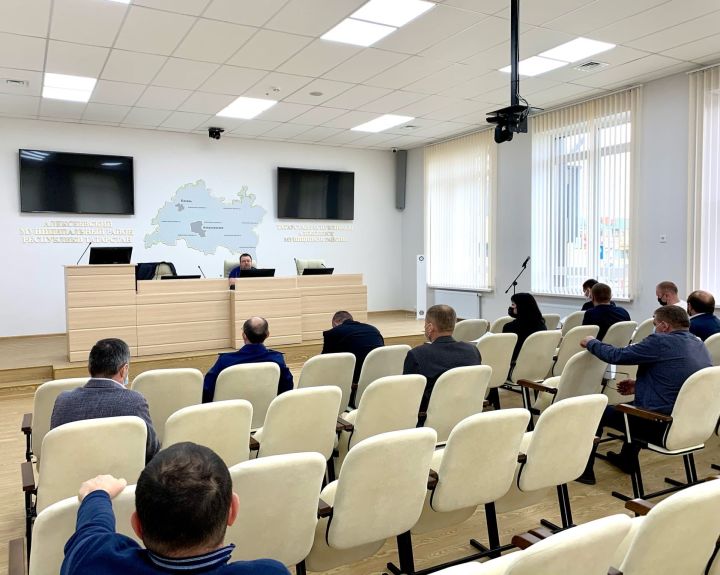 Сергей Демидов провёл заседание оперативного штаба по противодействию коронавирусной инфекции