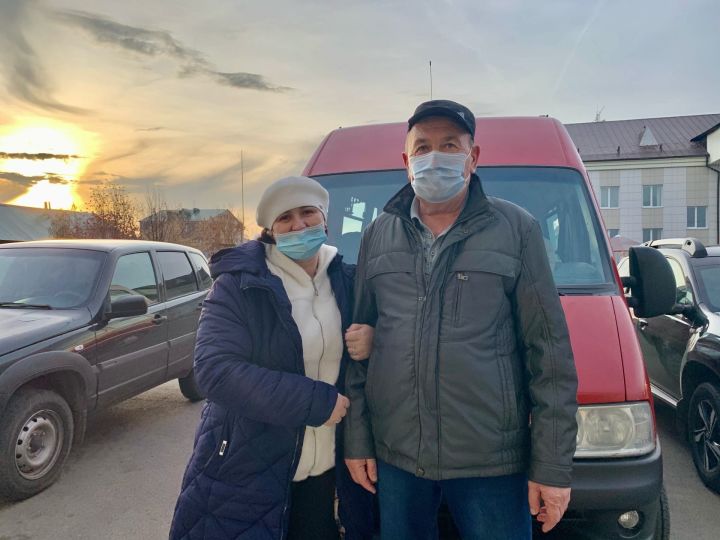 В Алексеевском районе организована бесплатная доставка пожилых к пункту вакцинации