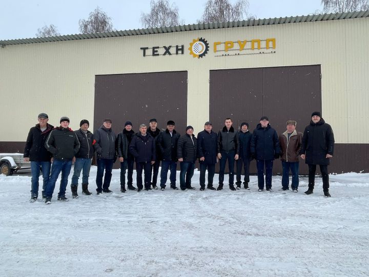 Аграрии Алексеевского района побывали на предприятии Пестречинского района