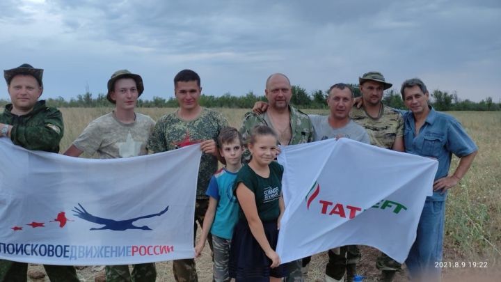 Артём Маркачев принял участие в раскопках в Волгоградской области