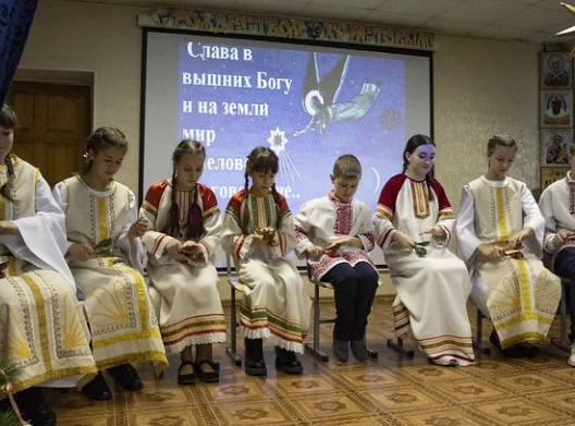 В Воскресной школе имени Дмитрия Тростянского состоялось рождественское представление
